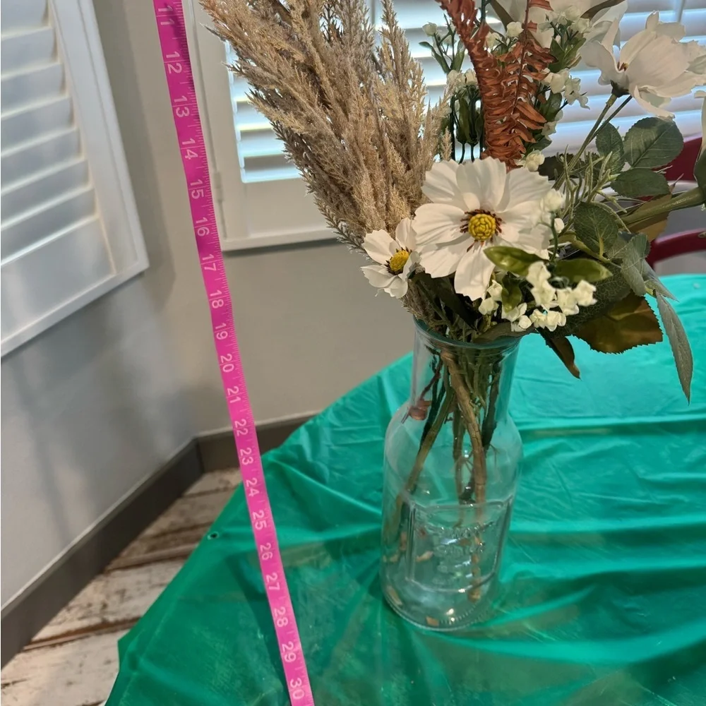 FAUX FLOWERS!No Sun ☀️ or water 💦 needed!See pic 4 more details & measurements